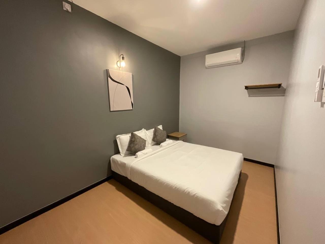 The Sky Inn Kuantan Esterno foto