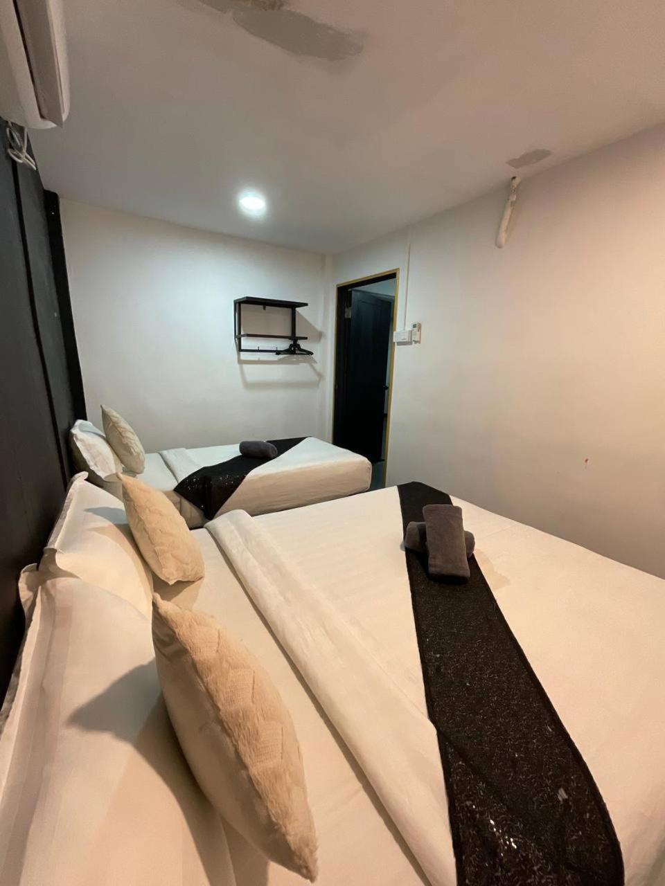 The Sky Inn Kuantan Esterno foto